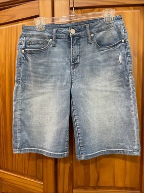Seven7 Faded Light Blue Denim Jean Shorts
